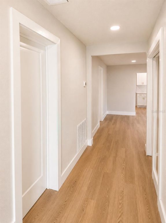Image 5 of property listing at 2908 BANZA STREET, Tampa, FL 33605