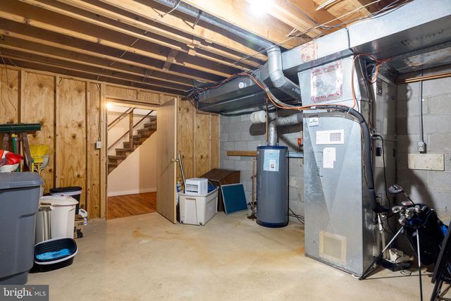 3698 W WATERSVILLE RD, Mount Airy, MD 21771