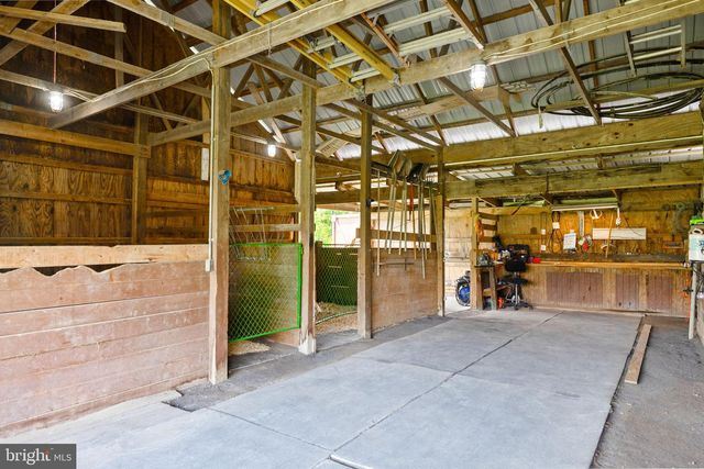 3698 W WATERSVILLE RD, Mount Airy, MD 21771