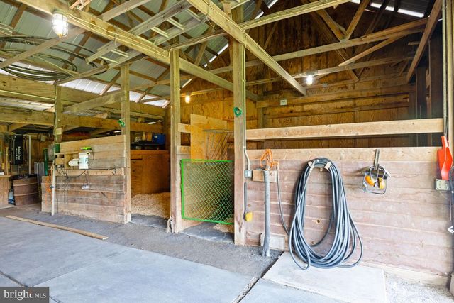 3698 W WATERSVILLE RD, Mount Airy, MD 21771