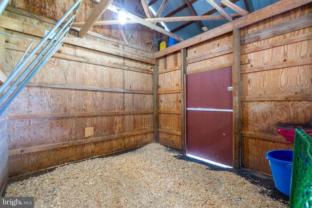 3698 W WATERSVILLE RD, Mount Airy, MD 21771