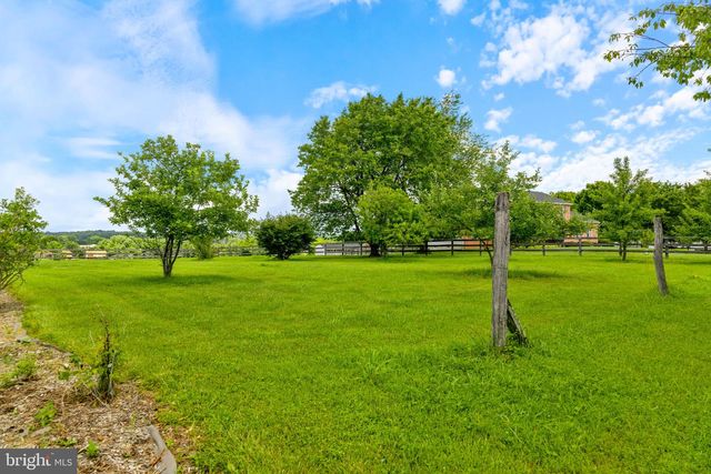 3698 W WATERSVILLE RD, Mount Airy, MD 21771