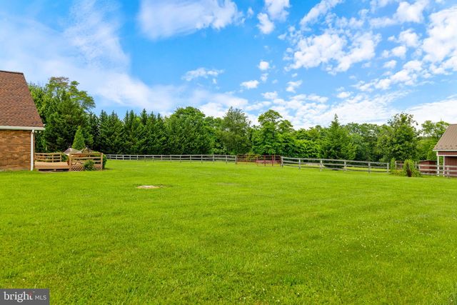 3698 W WATERSVILLE RD, Mount Airy, MD 21771