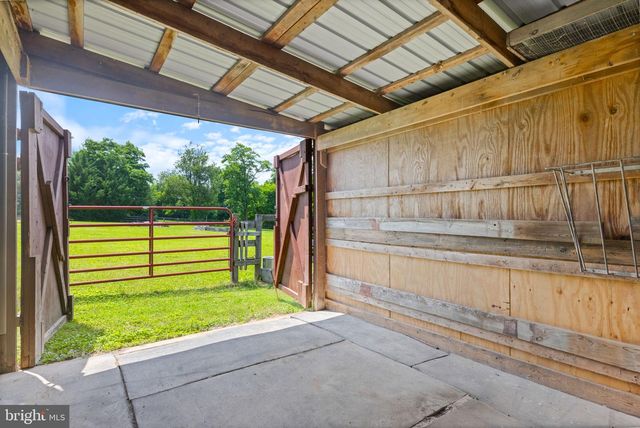 3698 W WATERSVILLE RD, Mount Airy, MD 21771