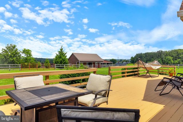 3698 W WATERSVILLE RD, Mount Airy, MD 21771