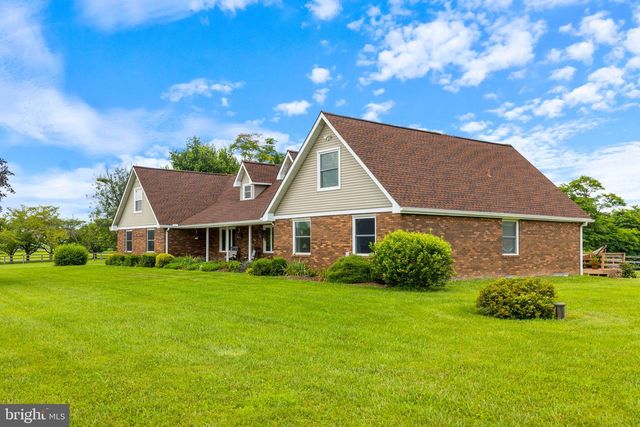3698 W WATERSVILLE RD, Mount Airy, MD 21771