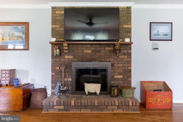 3698 W WATERSVILLE RD, Mount Airy, MD 21771
