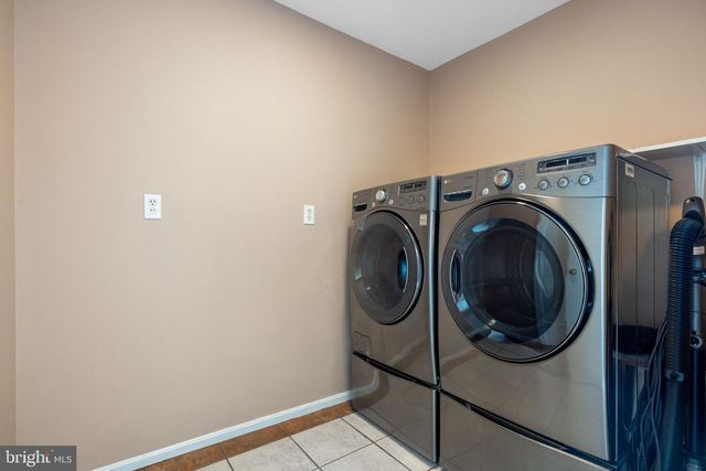 3698 W WATERSVILLE RD, Mount Airy, MD 21771