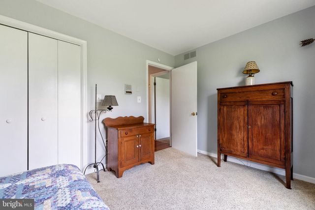 3698 W WATERSVILLE RD, Mount Airy, MD 21771