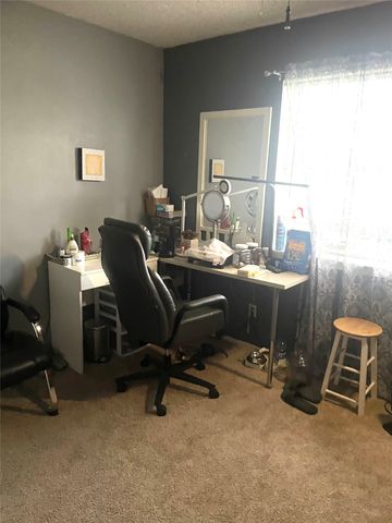 715 Sun Valley Drive, Duncanville, TX 75116