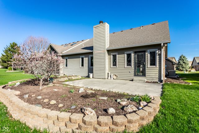 639 Brook Drive, Greenwood, IN 46143