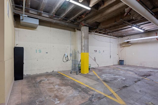 601 Marquette Avenue 405, Minneapolis, MN 55402