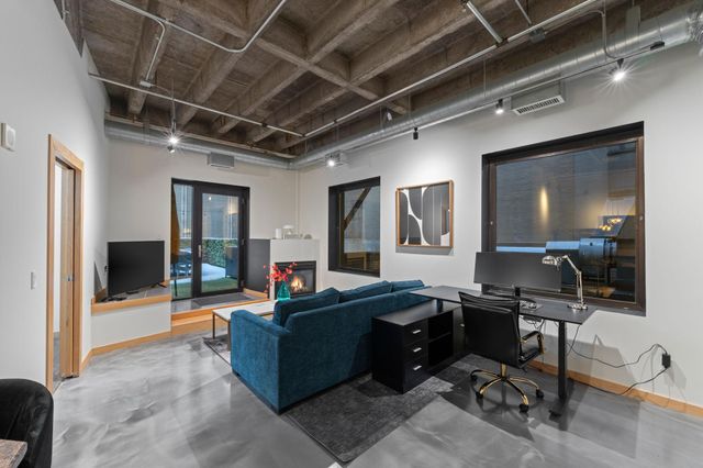 601 Marquette Avenue 405, Minneapolis, MN 55402