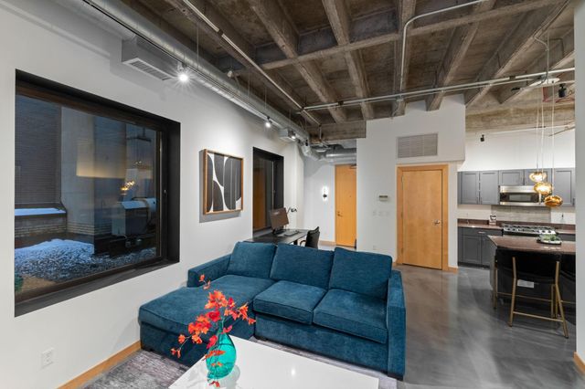 601 Marquette Avenue 405, Minneapolis, MN 55402