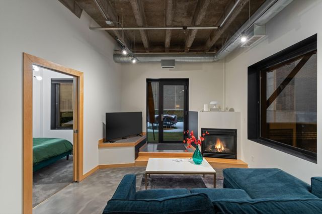 601 Marquette Avenue 405, Minneapolis, MN 55402