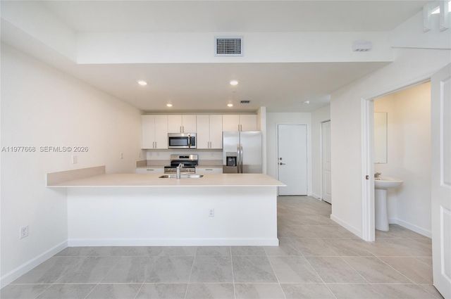 12426 SW 248 ST 4, Miami, FL 33032