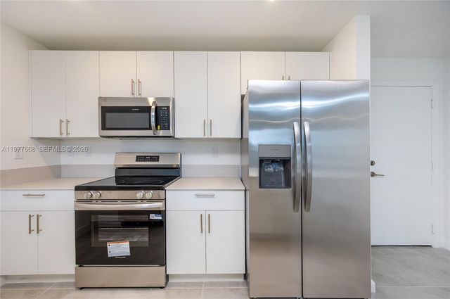 12426 SW 248 ST 4, Miami, FL 33032