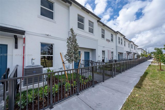 12426 SW 248 ST 4, Miami, FL 33032