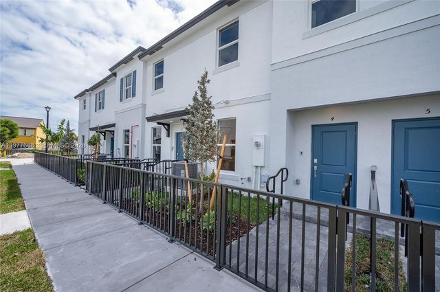 12426 SW 248 ST 4, Miami, FL 33032