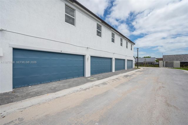 12426 SW 248 ST 4, Miami, FL 33032