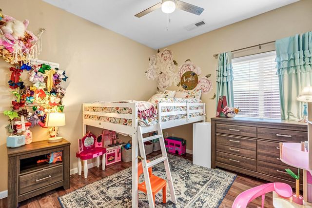 3710 Los Osos Court, Madera, CA 93637