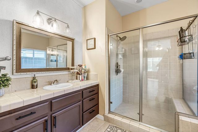 3710 Los Osos Court, Madera, CA 93637