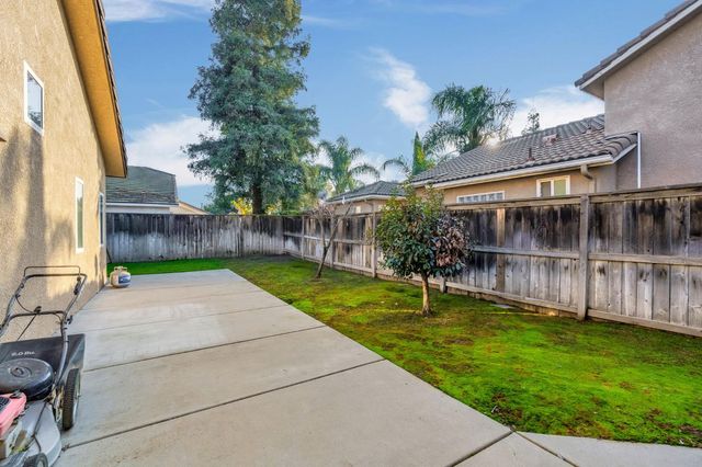 3710 Los Osos Court, Madera, CA 93637