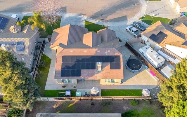 3710 Los Osos Court, Madera, CA 93637