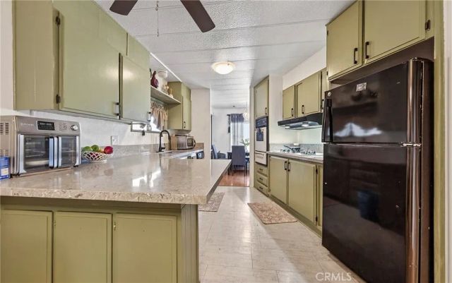 1625 W Johnston Avenue, Hemet, CA 92543
