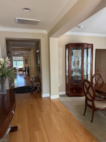 120 Crescent Way, Monroe Twp., NJ 08831