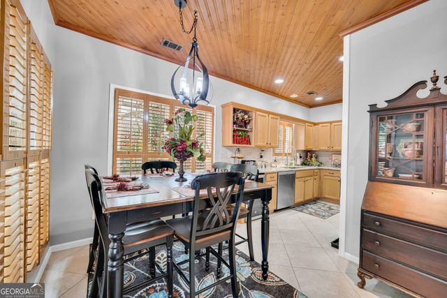 5724 Newberry Point Drive, Flowery Branch, GA 30542