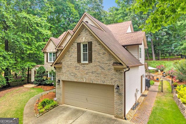 5724 Newberry Point Drive, Flowery Branch, GA 30542