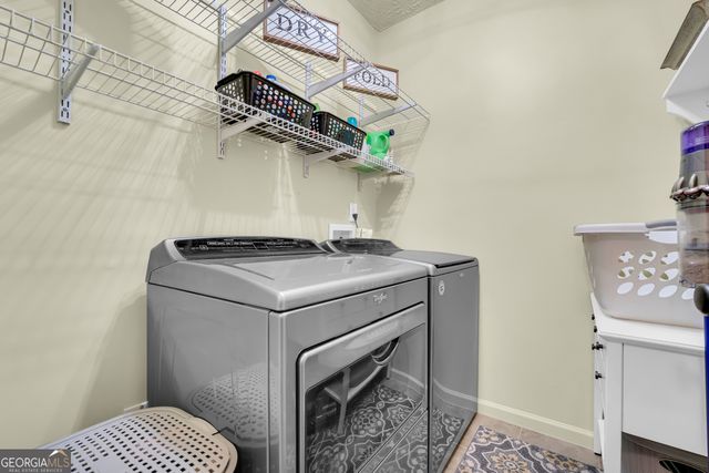 5724 Newberry Point Drive, Flowery Branch, GA 30542