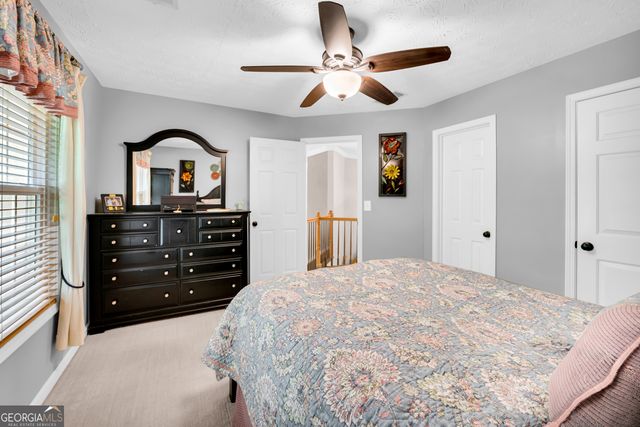 5724 Newberry Point Drive, Flowery Branch, GA 30542