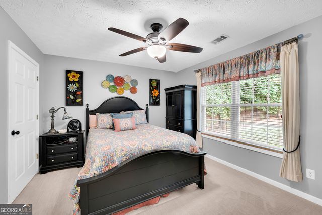 5724 Newberry Point Drive, Flowery Branch, GA 30542