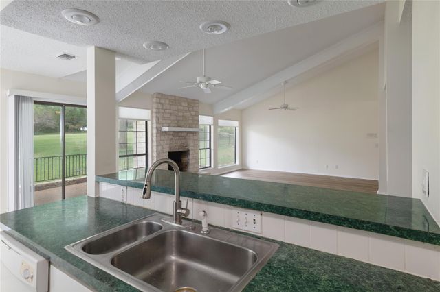611 Lido ST, Lakeway, TX 78734