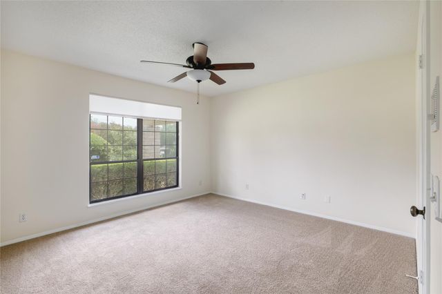 611 Lido ST, Lakeway, TX 78734