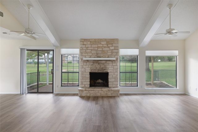 611 Lido ST, Lakeway, TX 78734