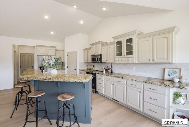 6192 E Pheasant Drive, Ammon, ID 83401