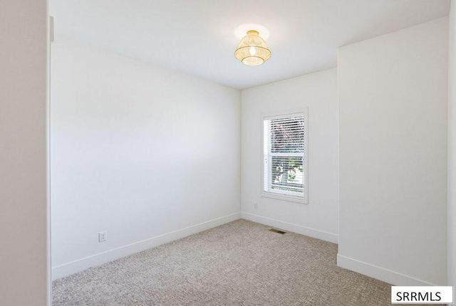 6192 E Pheasant Drive, Ammon, ID 83401