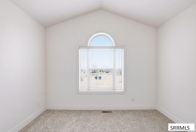 6192 E Pheasant Drive, Ammon, ID 83401