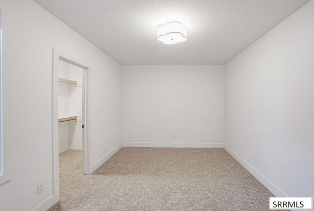 6192 E Pheasant Drive, Ammon, ID 83401