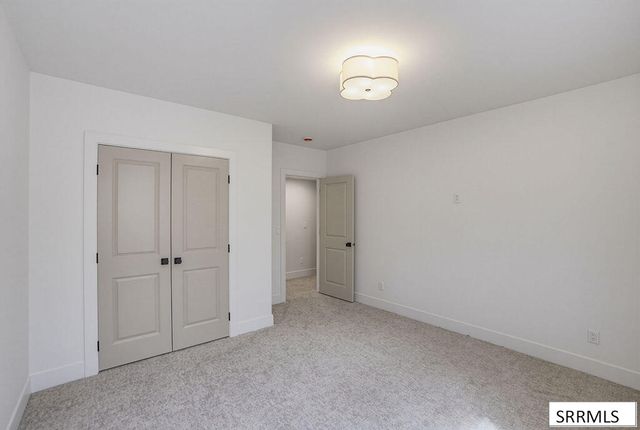 6192 E Pheasant Drive, Ammon, ID 83401