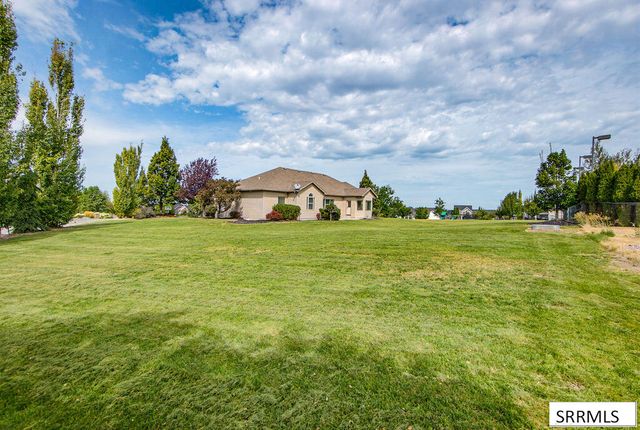 6192 E Pheasant Drive, Ammon, ID 83401