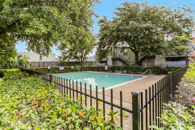 9797 Leawood Boulevard 1419, Houston, TX 77099