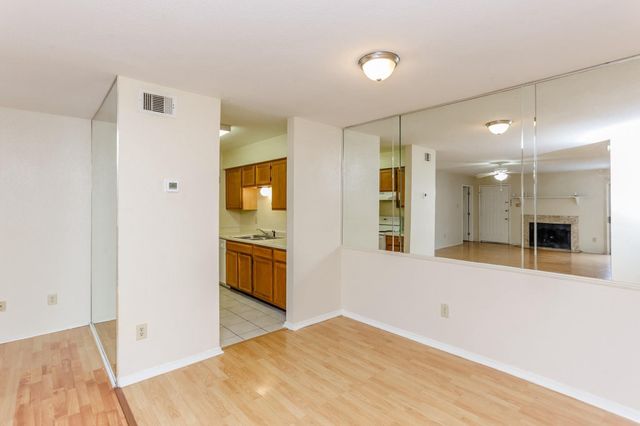 9797 Leawood Boulevard 1419, Houston, TX 77099