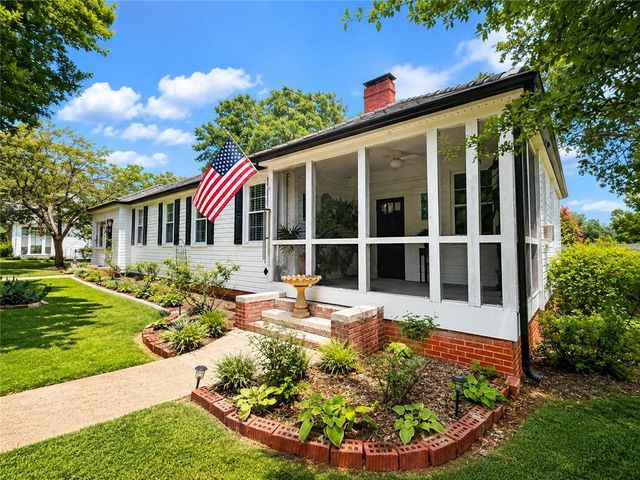 5101 Newark Avenue SW, Clarkdale, GA 30111