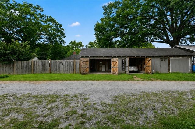 5101 Newark Avenue SW, Clarkdale, GA 30111