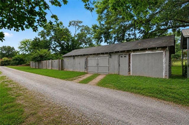 5101 Newark Avenue SW, Clarkdale, GA 30111