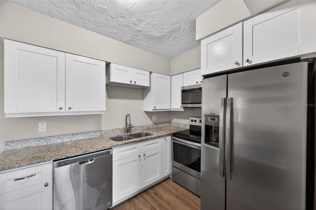 831 WOODLAWN STREET, Clearwater, FL 33756